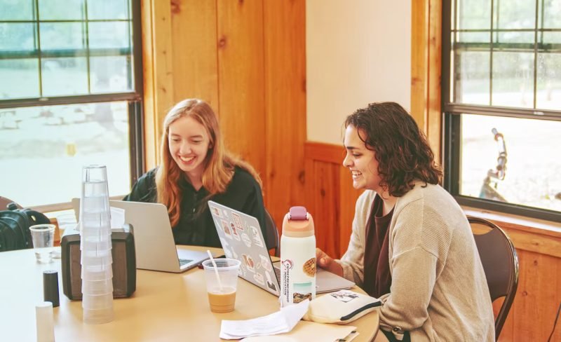 2a7cf6_40f0a0474bdb47feb6d8d717ded8f7a2~mv2